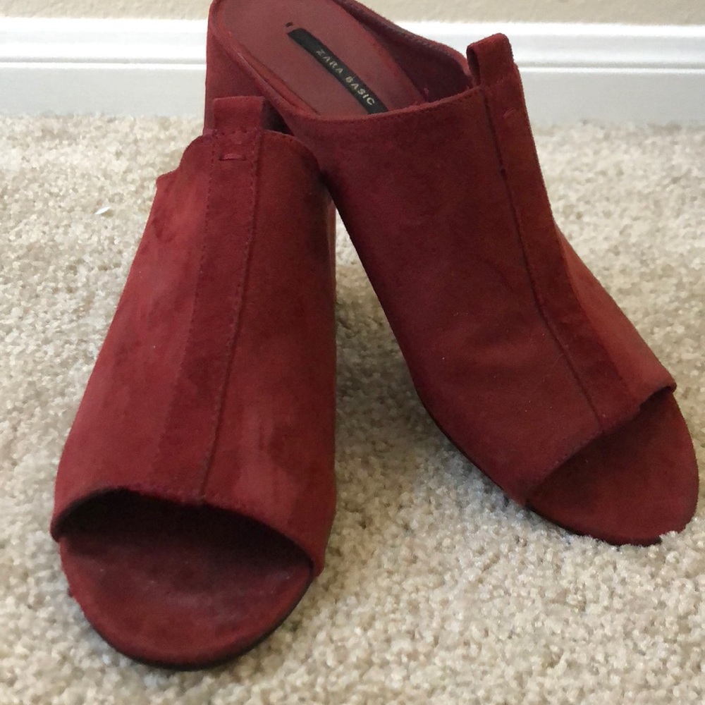 Red Zara mules